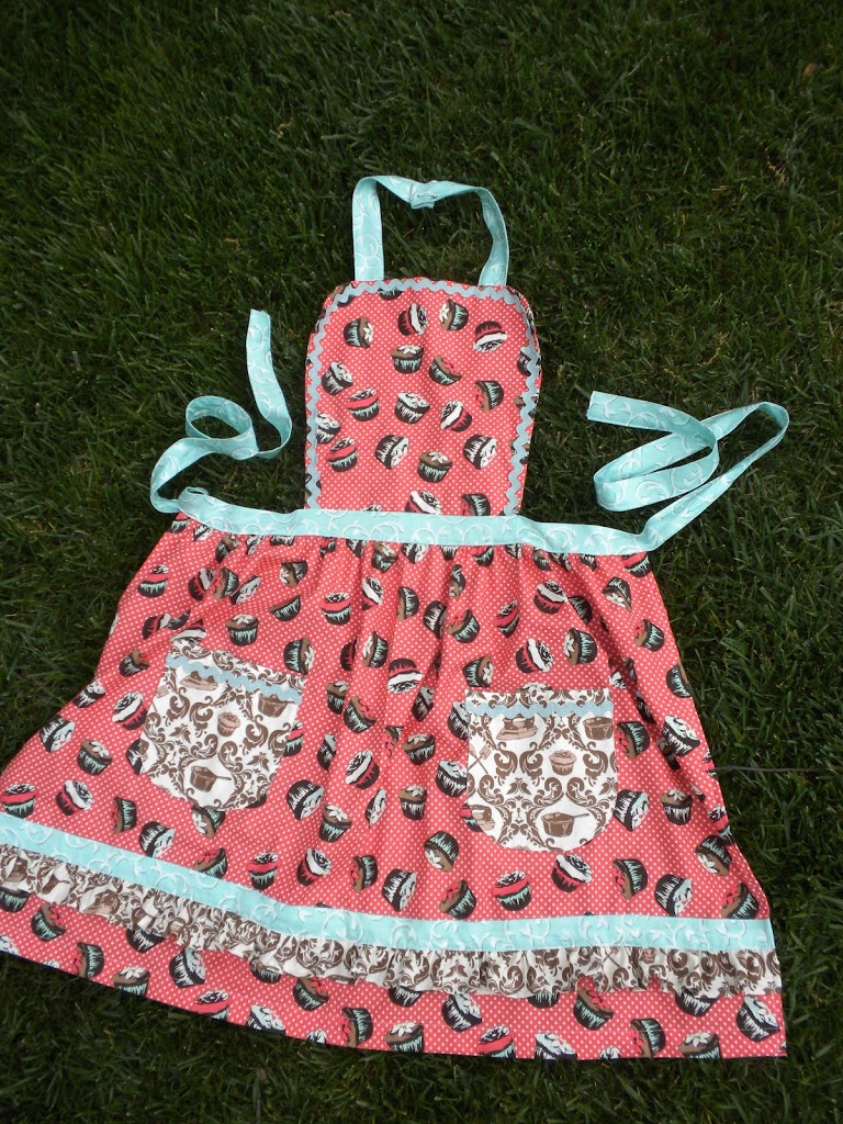 Matilda Jane HEARTS AND CRAFTS Mommy & Me Apron Set