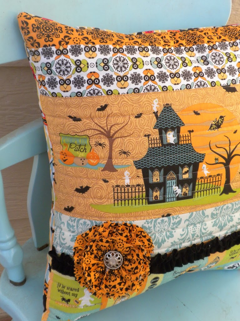 DIY Cushions and Throw Pillows for Halloween