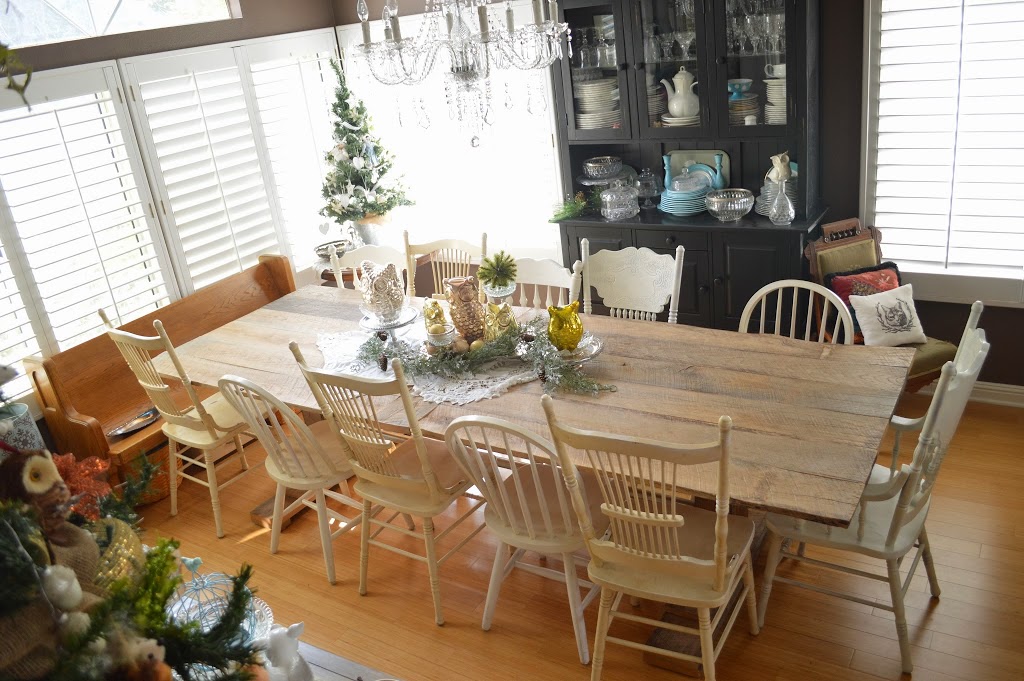 DIY_rustic_barnwood_farm_table_7