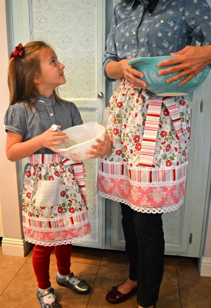 DIY Mommy and Me Apron Pattern - Sarah Hearts