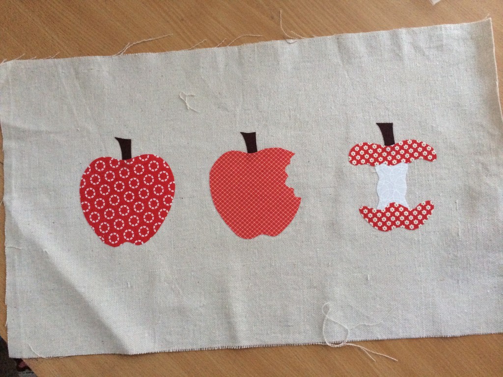 apple_pillow_tutorial