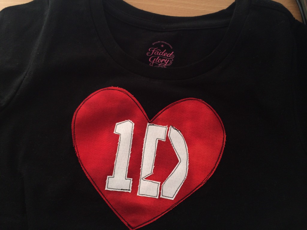 one direction concert t-shirt._3