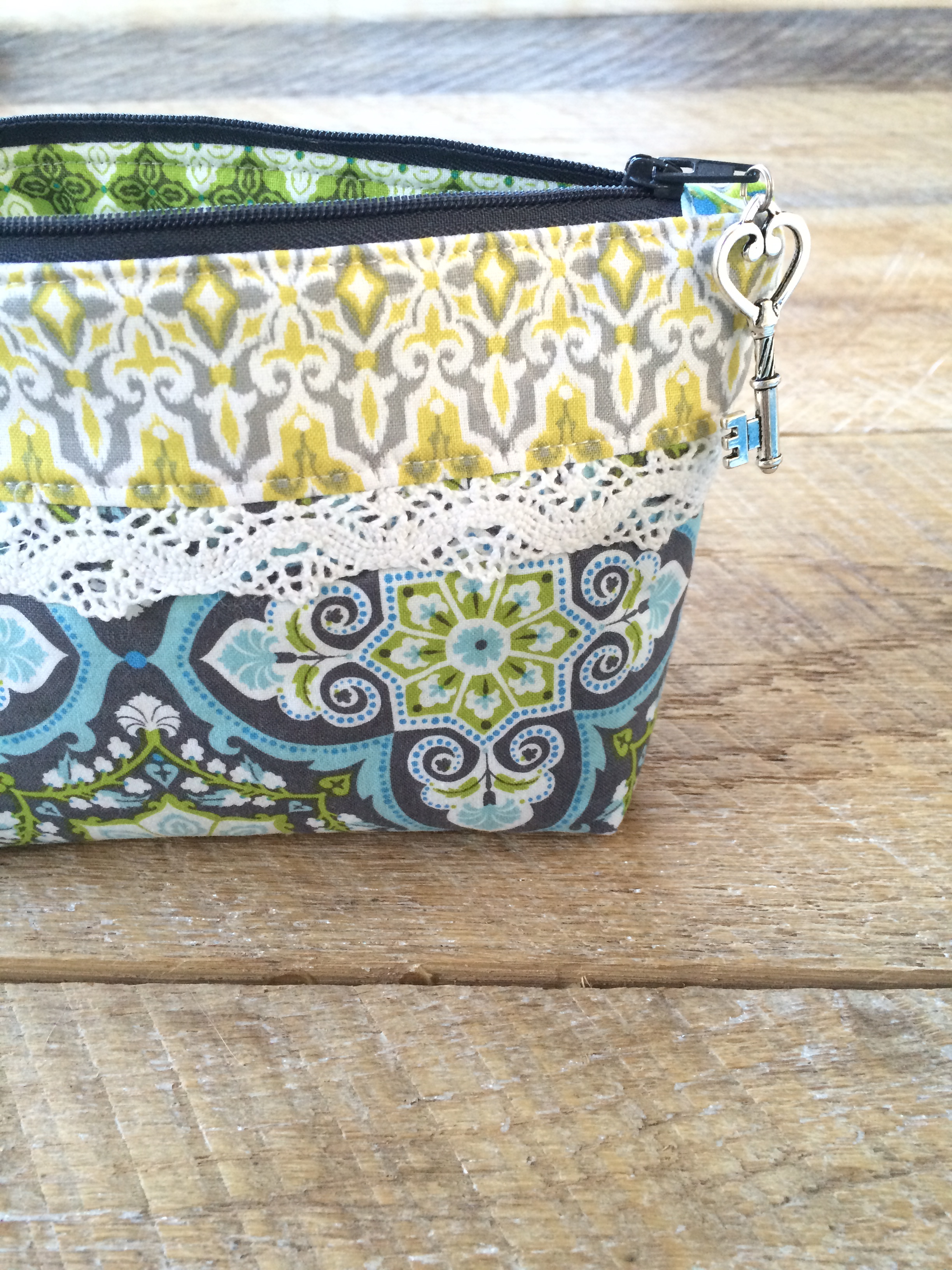 Vinyl Pouch, Clear Pouch, Bandaid Holder, Zipper Pouch, Floral Pouch,  pencil Pouch, Travel Bag