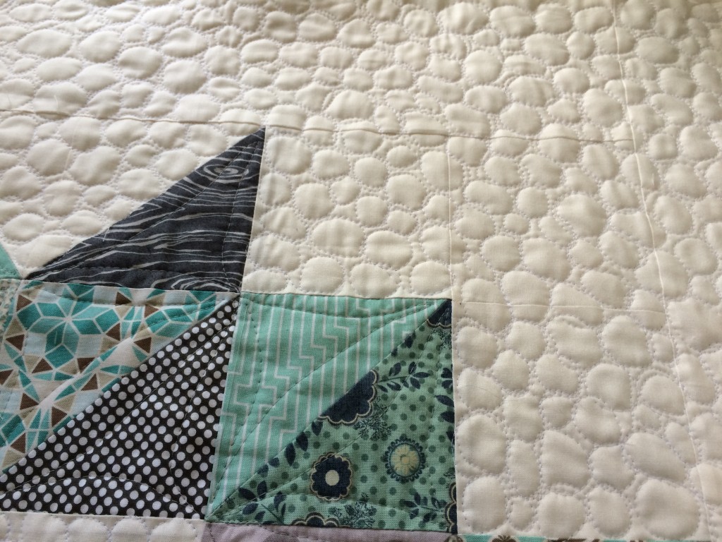 christmas half square triangle quilt 7