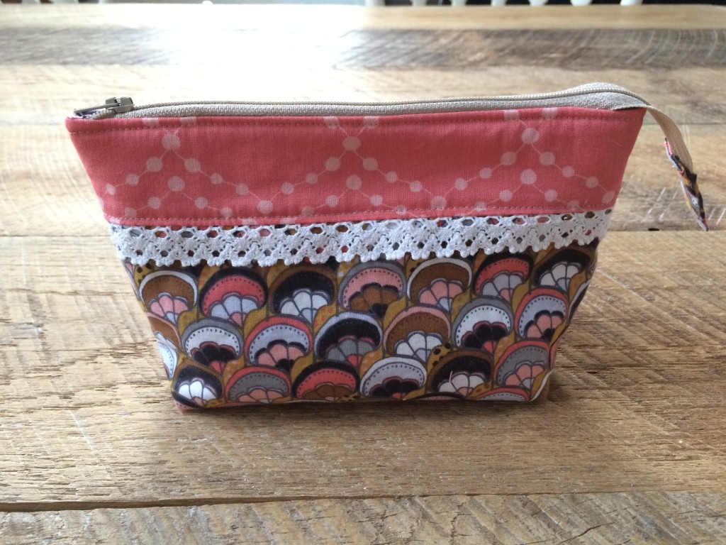 zipper pouch 2