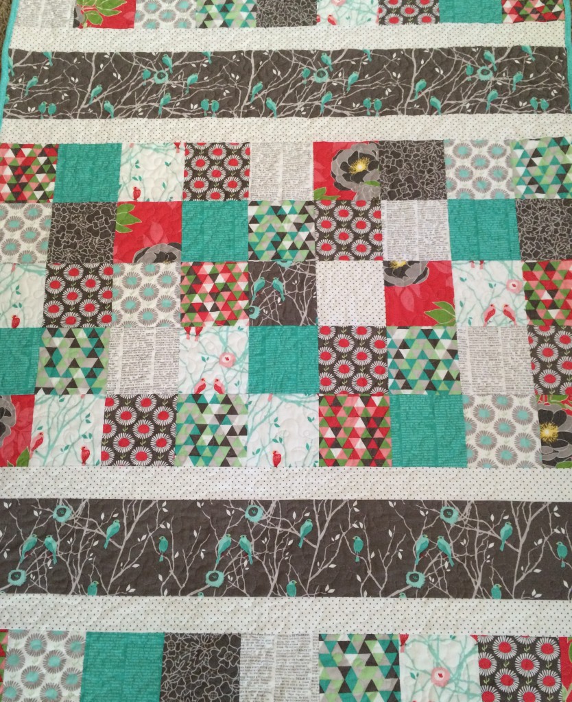 cottage garden baby quilt. 9