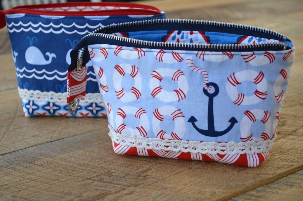 nautical zipper pouch blend