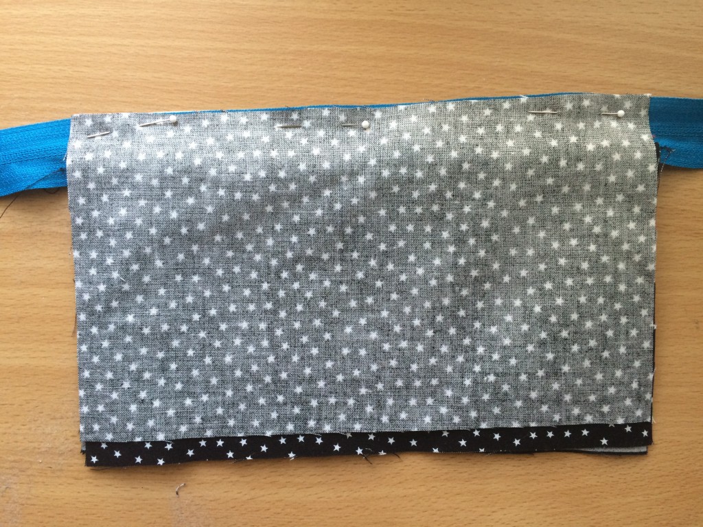 soccer zipper pouch 19