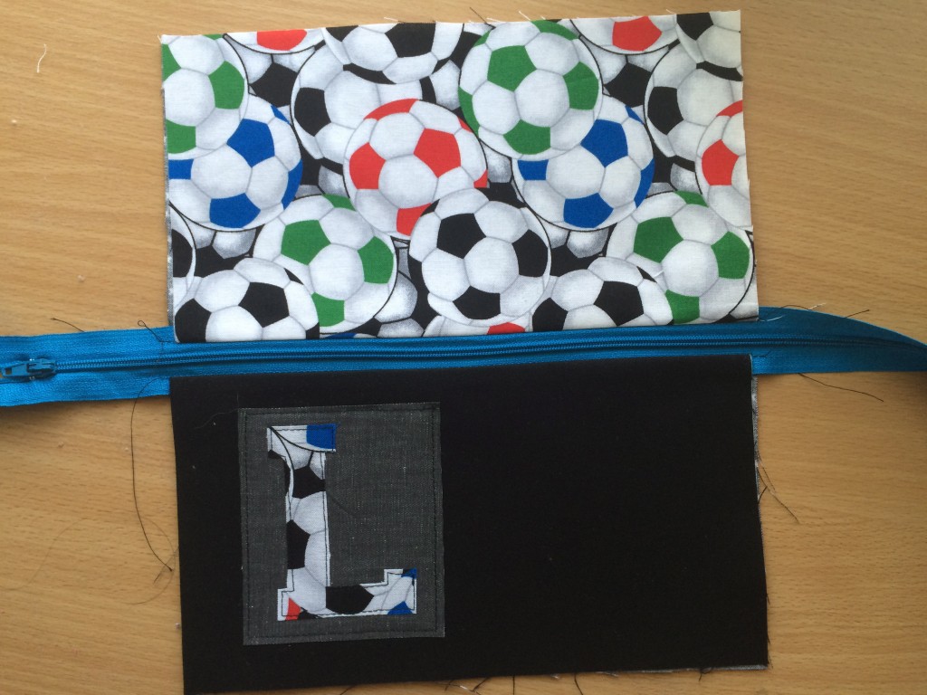 soccer zipper pouch 22