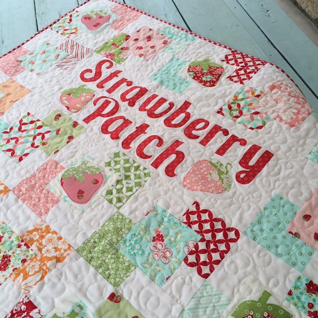 strawberry patch quilt hello darling moda 7