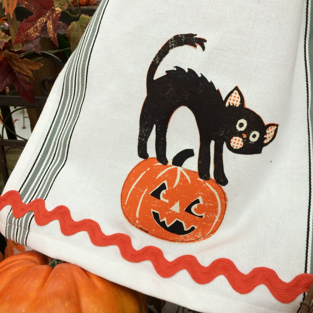 spooktacular applique towel 6