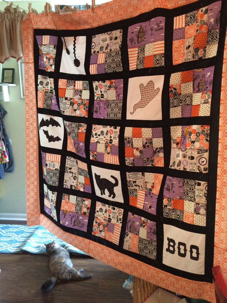 happy haunting halloween quilt 28