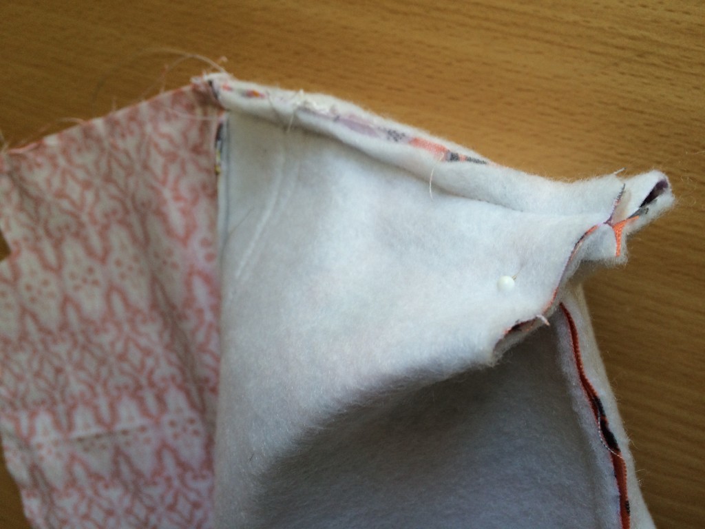 zipper-pouch-tutorial-27-1024x768