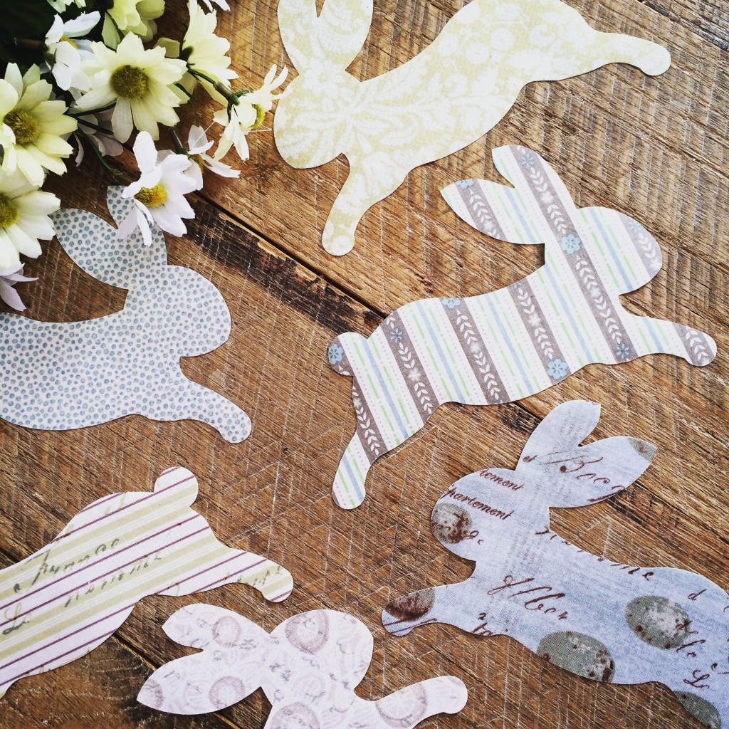 Table Runner: A Cute Rabbit Burlap MIY