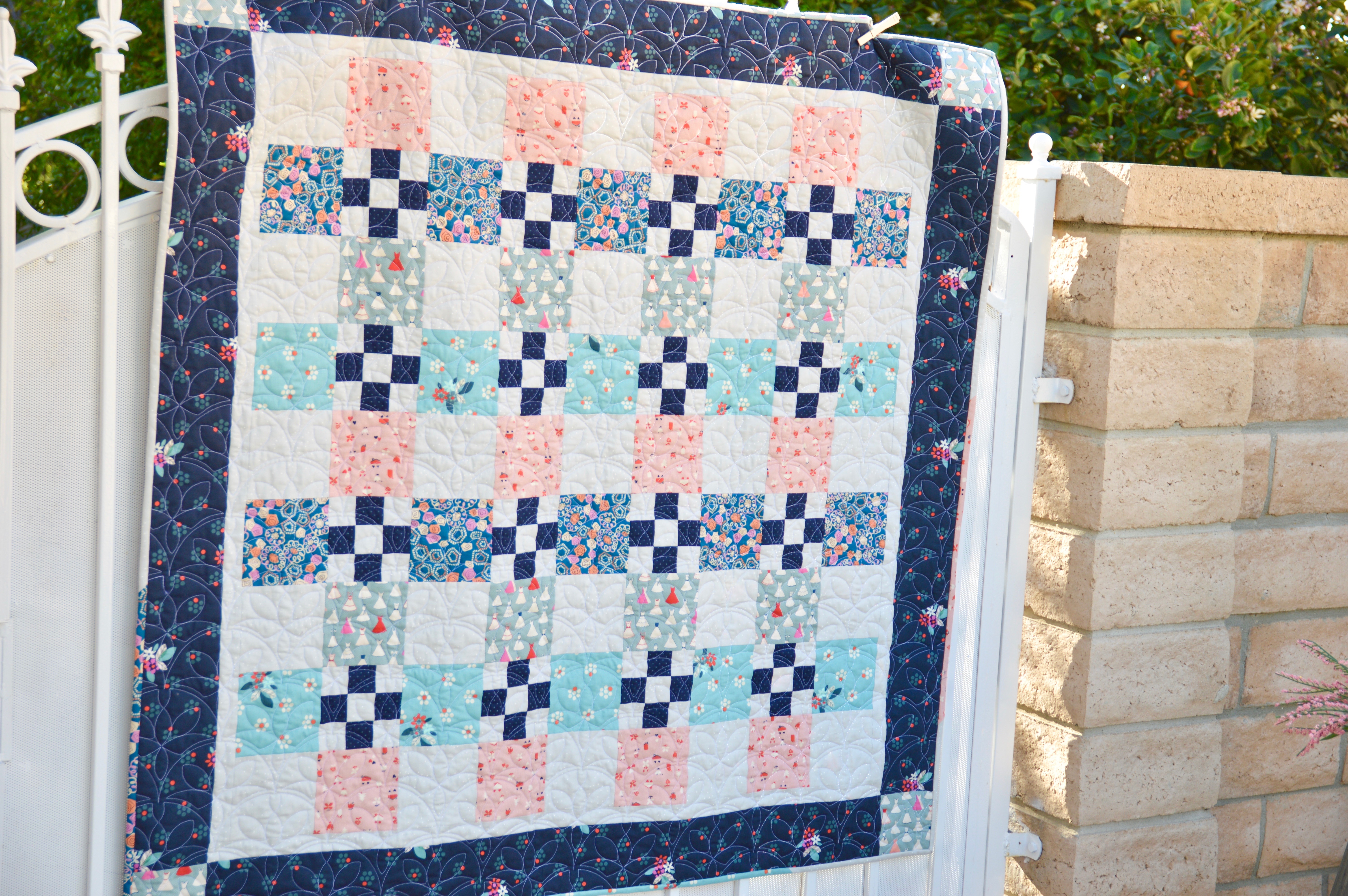 {Garden Path} a 5 Fat Quarter Fun Quilt