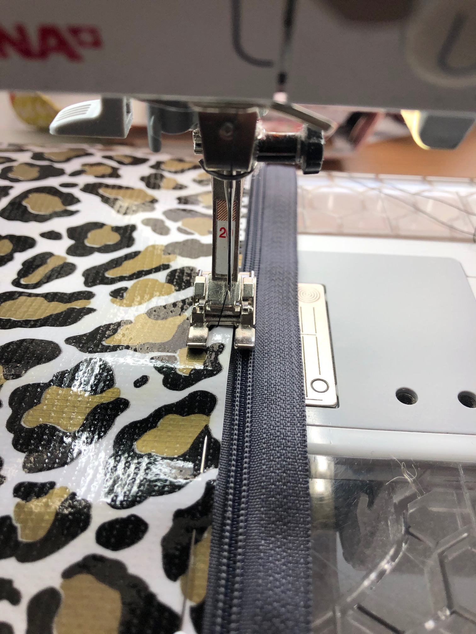vinyl leopard zipper pouch 1