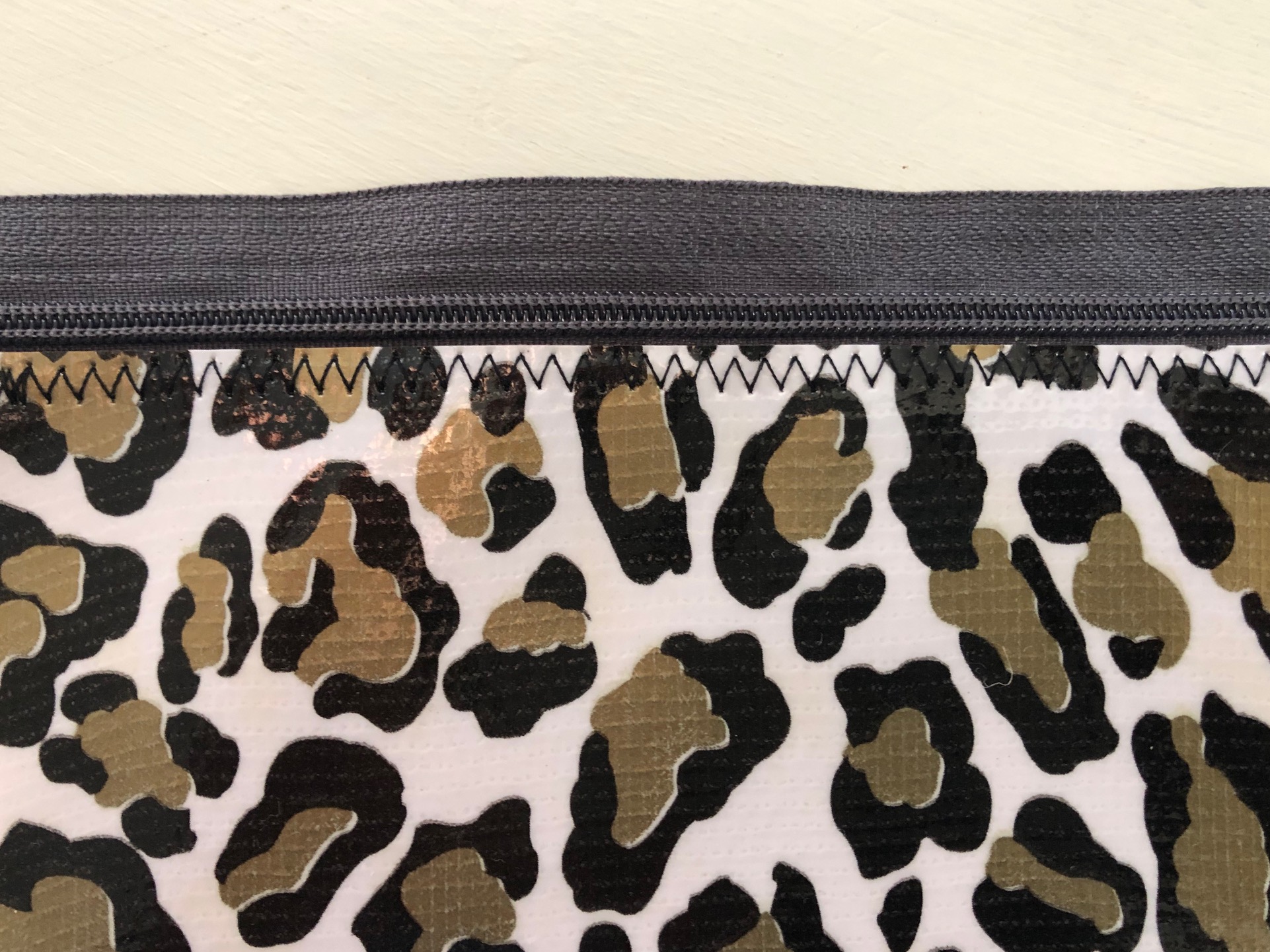 vinyl leopard zipper pouch 4