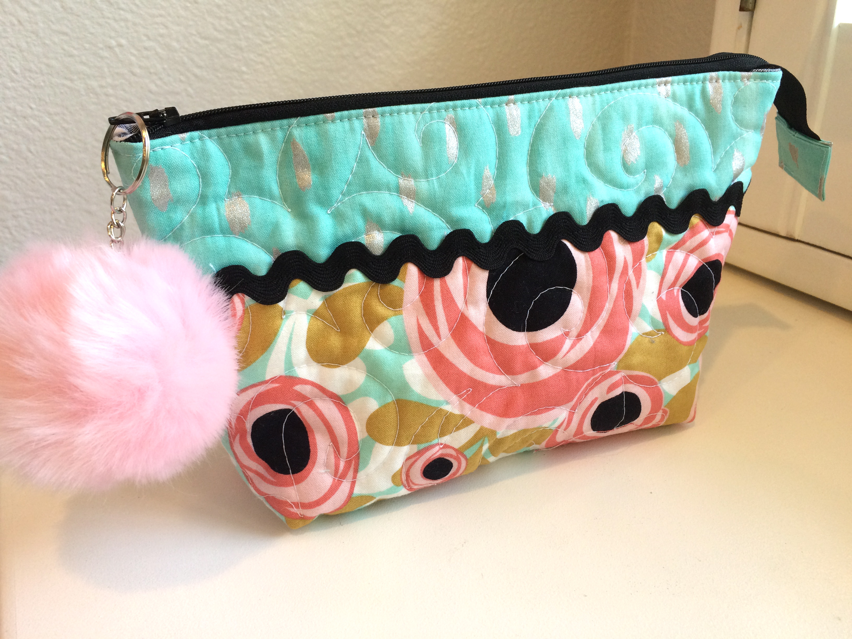 Ric Rac Purse Pattern Ric Rac Zipper Pouch Tutorial